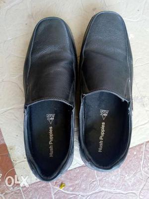 Hush Puppy Leather shoes size Bata 9. About one year old.