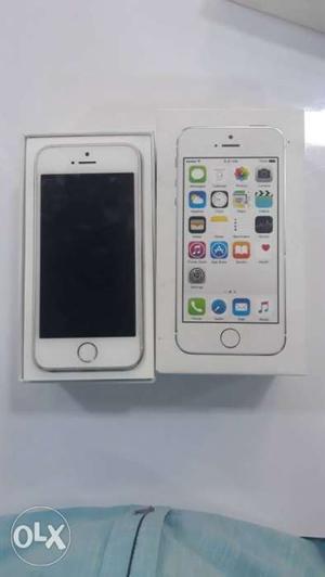 {Iphone 5s 16gb } New condition Without dent and