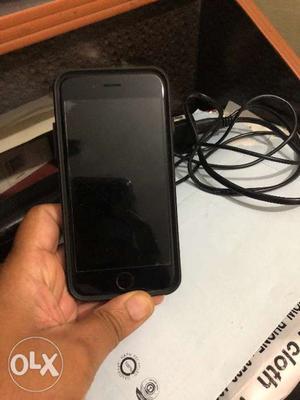 Iphone 6s 64 gb with original box n accessories