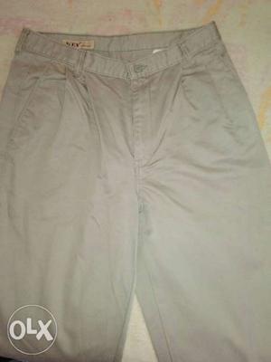 Men's formal trouser gray colour 34 size.