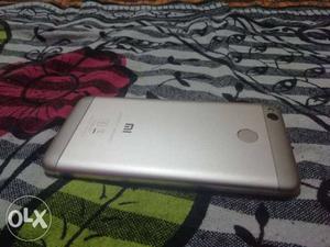 Mi 4 in Good condition with all accessories bill
