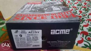 New ACME safety shoes for sale size 9 no