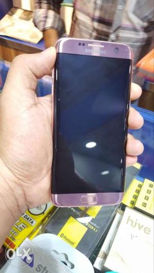 Read description Want to sell s7 edge in mint