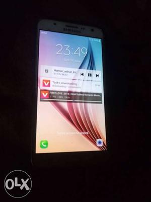 Samsung galaxy j7 4gphone good phone no bill box good