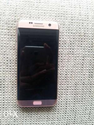 Samsung s7edge 32gb. With box original charger