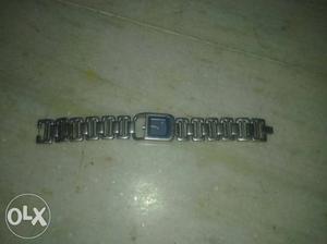 2 yrs old watch FasTrack good condition little