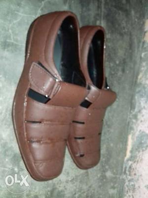 Bata new unused sandal.