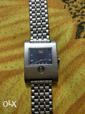 Fastrack watch with date