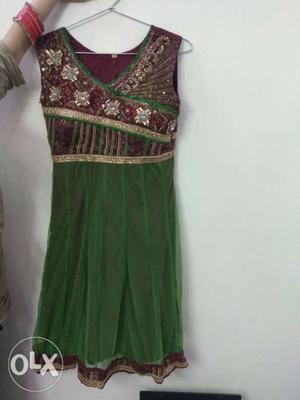 Green chudidar function wear