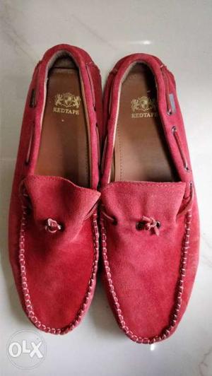 Original Red tape shoes (. Size 9)