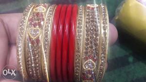 Red And White Floral bangles