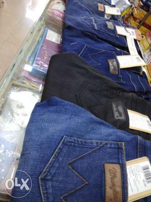 Wrangler original men's jeans size 32 starting