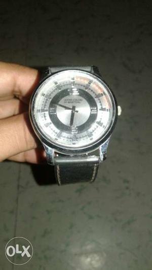 A very wonderful watch for men only for Rs 200