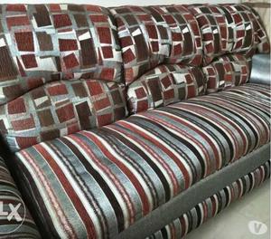 L shaped sofa 3+2 in very good condition Mumbai