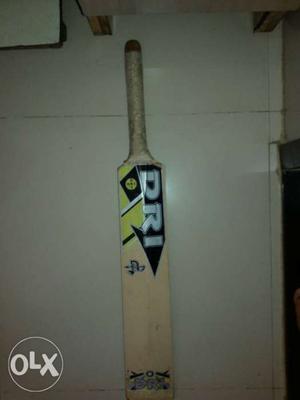 A nice griped DRI Cricket Bat