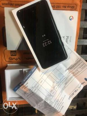 Google pixel2 XL 64gb in mint condition.