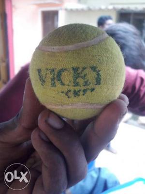 Green Vicky Tennis Ball