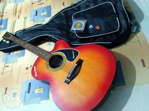 Guitar almost new in condition