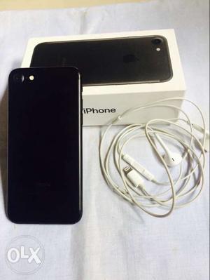 Hi i want to sell my iphone 7 32gb black with