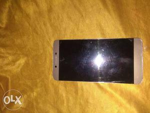 I sell my letv2 mobile in neat condition only