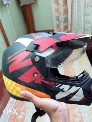 I want to sell my 2 months old VEGA helmet..