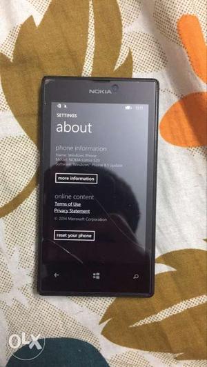 Nokia Lumia 520.. without charger. Only phone
