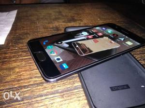 One plus 5 excellent condition original box and