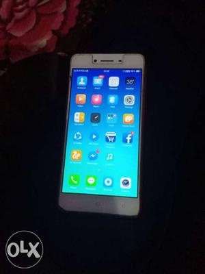Oppo A37 Gold Good condition with box handfre