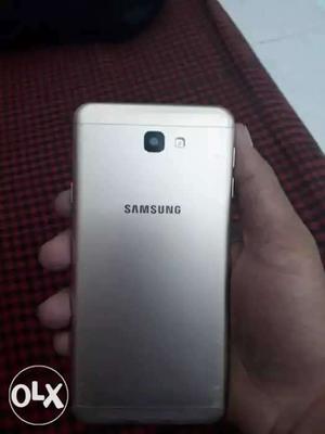 Samsung galaxy j7 prime in good condition with