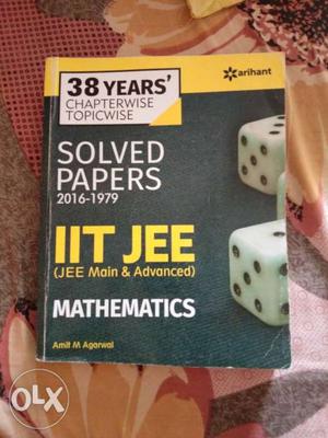 Solved Papers IIT JEE Mathematics Book