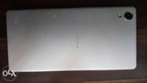 Sony xperia x Used phone 1 and a half year old only 1