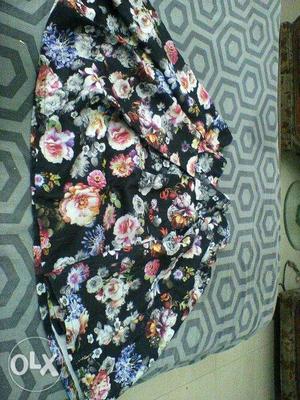 A black florida skirt. Its size is 38