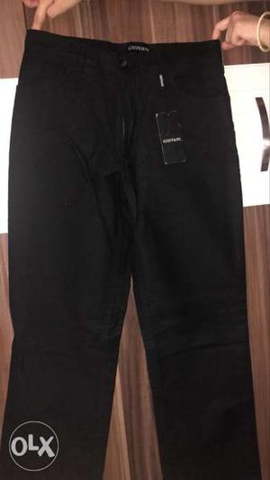 Brand new GIOVANI Jet Black jeans - Size 32"