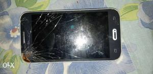 Display tuta hua hai baas phone in good condition