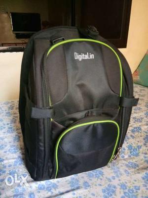 Good condition camera bag