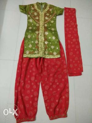 In good condition.for age 6-8years