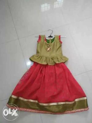 New brand langa & blouse 2 years old and 2'inches