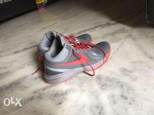 Nike sports shoe in best condition
