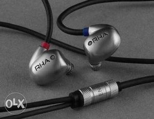 RHA T20 earphones. Support HD audio.
