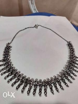 Silver-colored Beaded Necklace