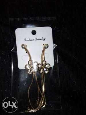 We have latest earing designed.Each pair Rs