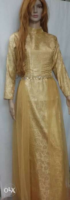 Womens gown with full sleeve
