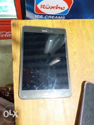 Samsung tab A 4g good condition all accessories