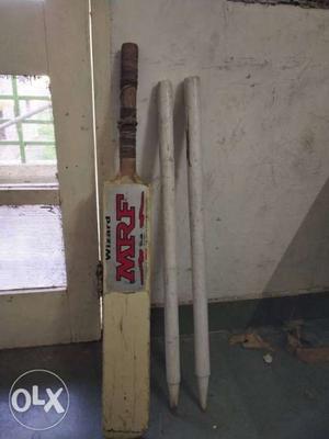 1 MRF bat and 2 stumps for sell... 1 month old bat