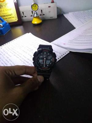 1 year old g-shock with warranty card with original box