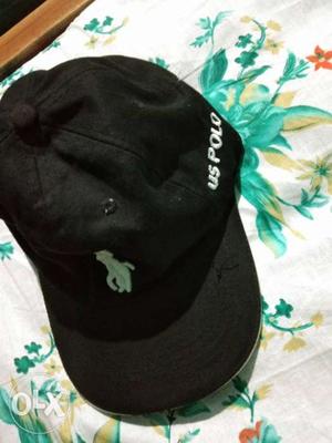 A brand new us polo cap.Black in colour.