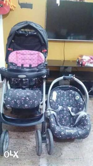 Baby's Black-and-gray Travel System
