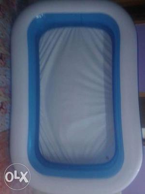 Children's White Inflatable Swimming Pool