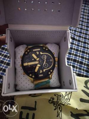 Diesel watch.brand.new kaint.piece sale only