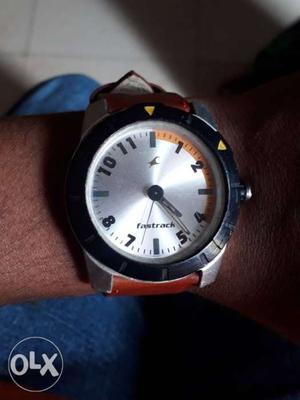 Fastrack watch only 6 month using